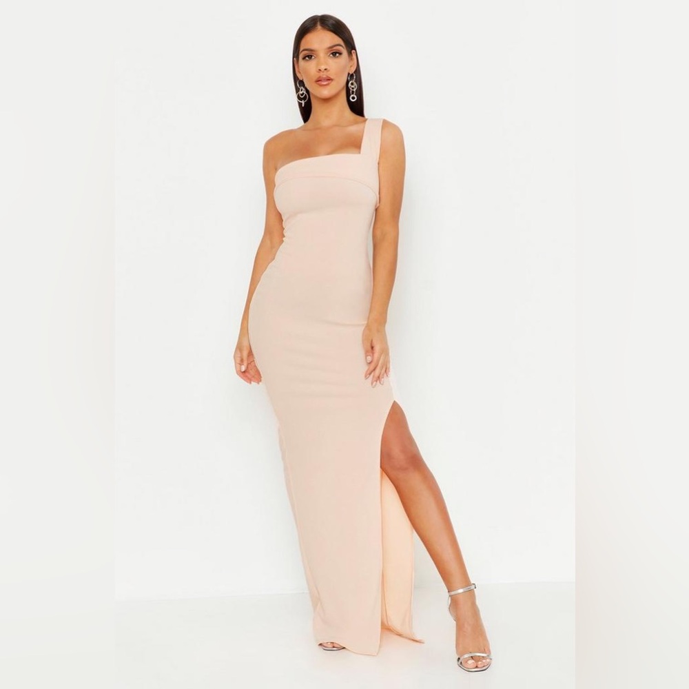 NWT Boohoo One Shoulder Thigh Split Maxi Dress